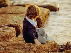 面对抽动症该怎么办